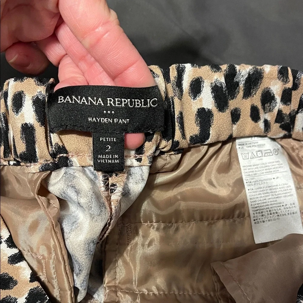 Banana Republic Leopard Print Hayden Pants Petite 2 - Picture 2 of 5